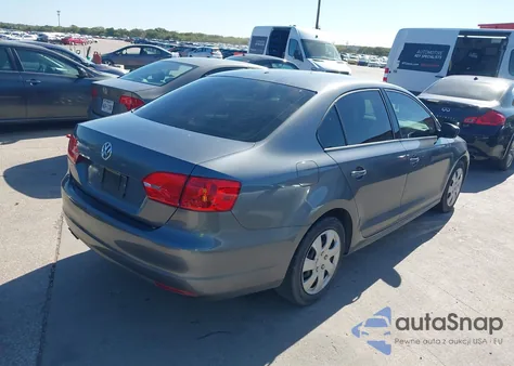 2011 Volkswagen Jetta 2.0L S from USA, damaged, VIN 3VW2K7AJ3BM382010